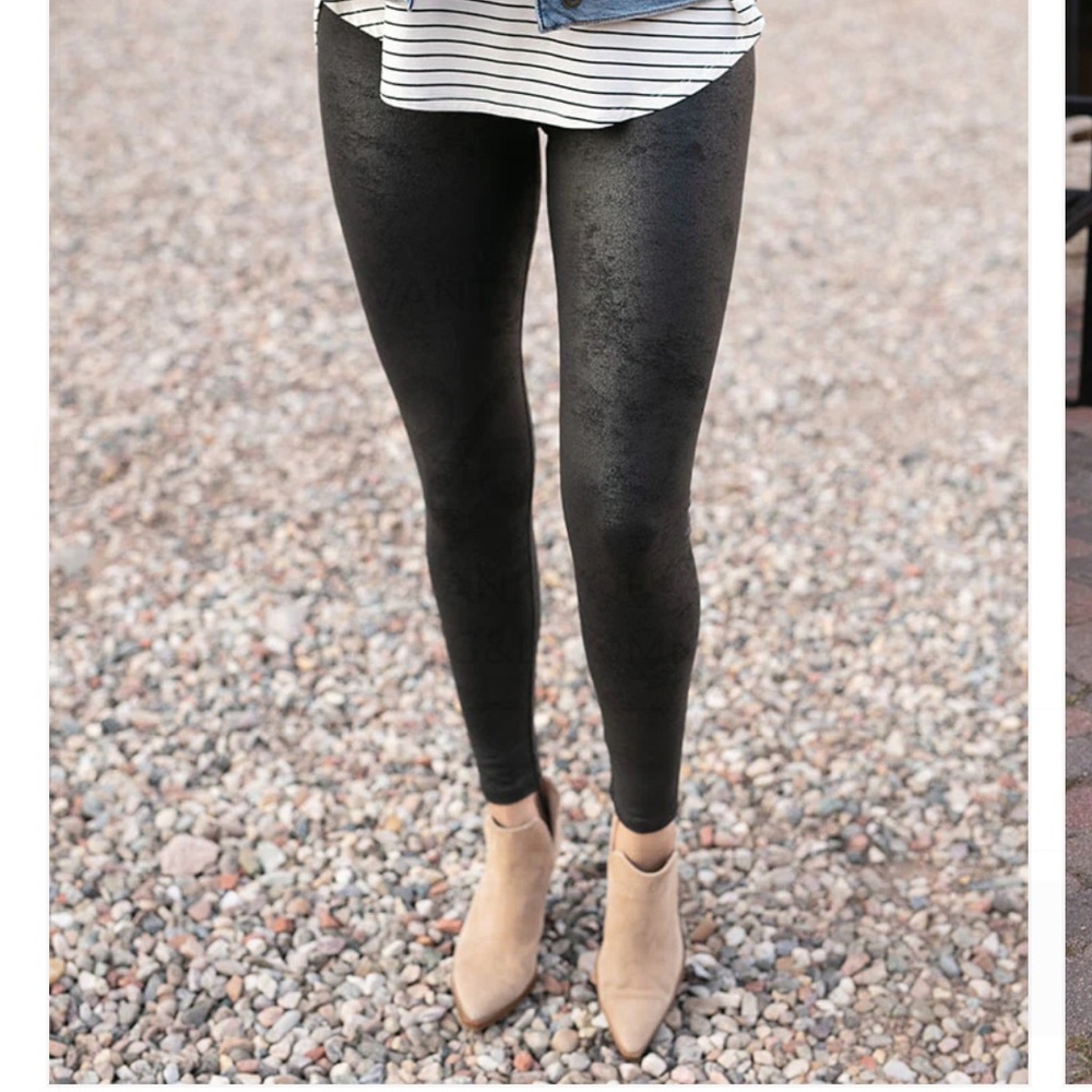 New - Faux Leather leggings